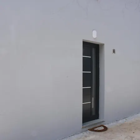 アパート Nature 1 With Pool *