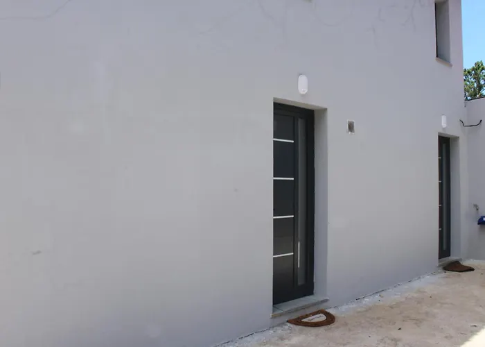 アパート Nature 1 With Pool *