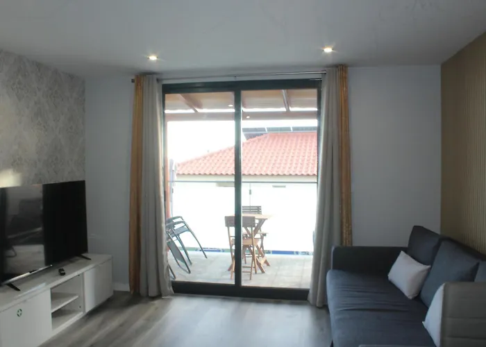 アパート Nature 1 With Pool *