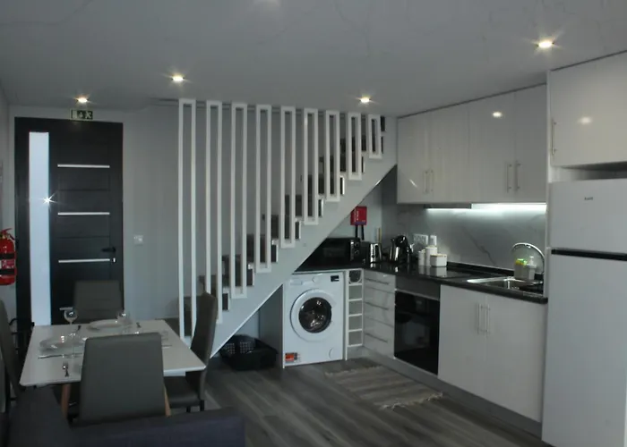 Nature 1 With Pool 阿科达卡列塔